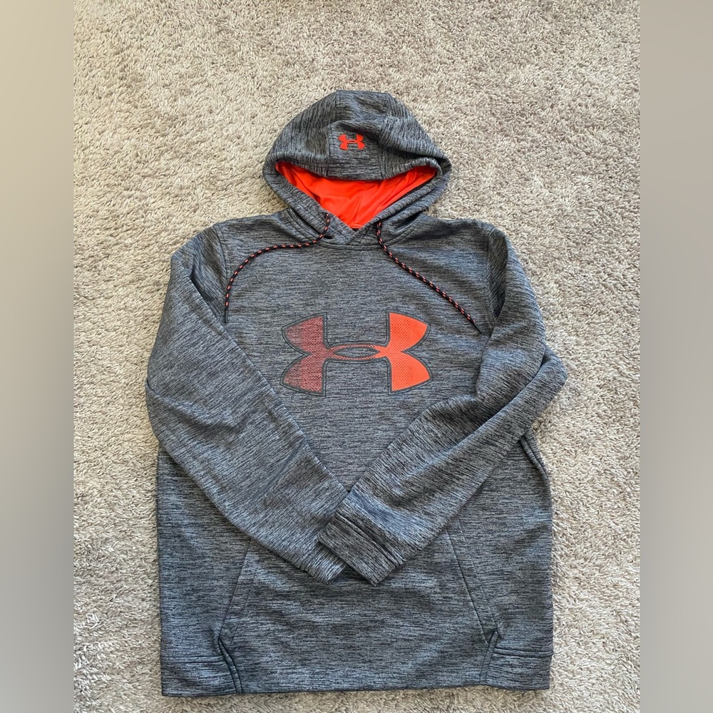 Under Armour Cold Gear Loose Fitting Sweatshirt - Size Large